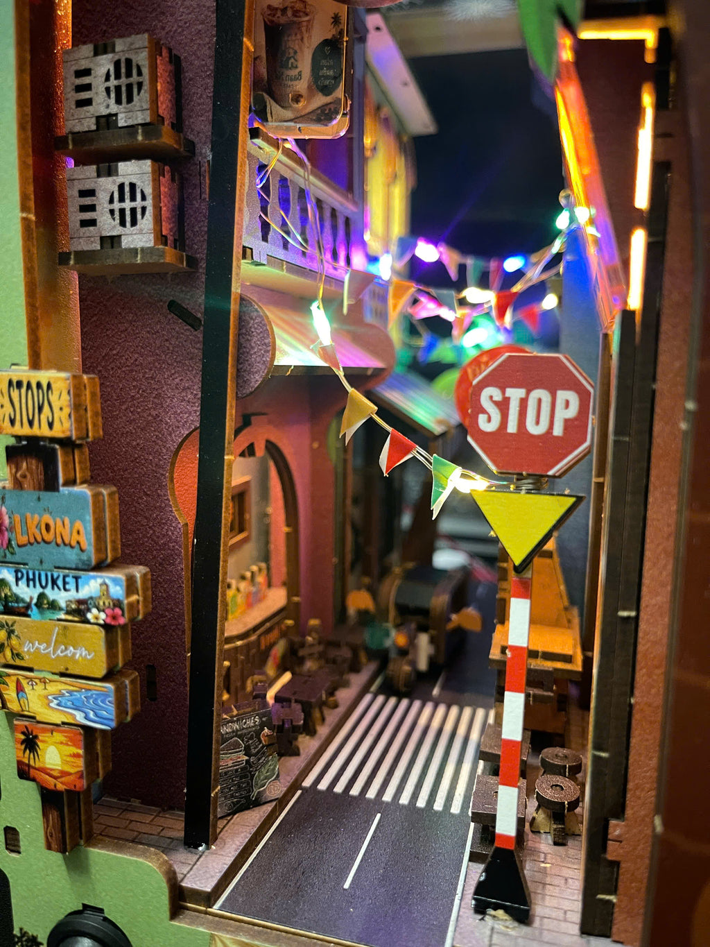 Phuket Sunset Alley Book Nook Kit